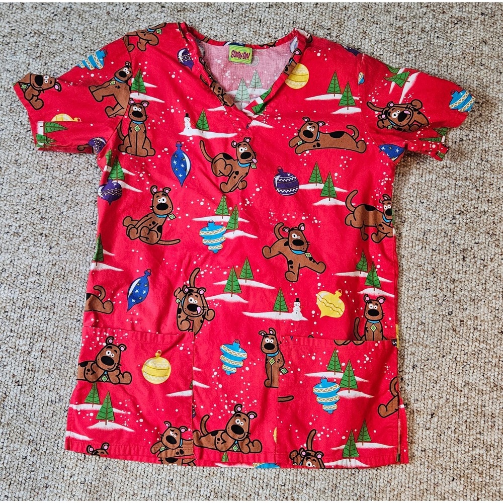 Scooby-Doo Christmas Scrub Top Red Holiday V-Neck Medical Uniform XS Cotton